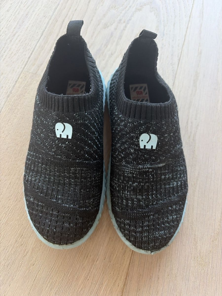 Elefanten Scarpe per ragazzi: Elefanten Halbschuhe Turnschuhe Gr. 28 – Usato da Affoltern am Albis venduto da TanGotan