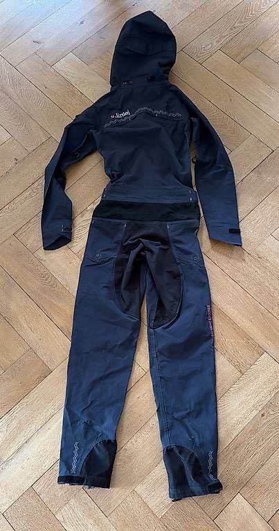 Dirtlej Completi & Tailleur: Dirtlej Damen XS – Usato da Magglingen/Macolin venduto da ralfinho12 1