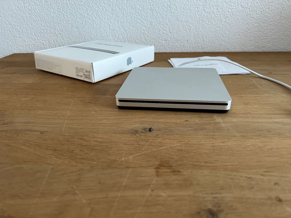 Apple USB SuperDrive DVD Laufwerk A1379 (Gebraucht) in Frauenfeld für ...