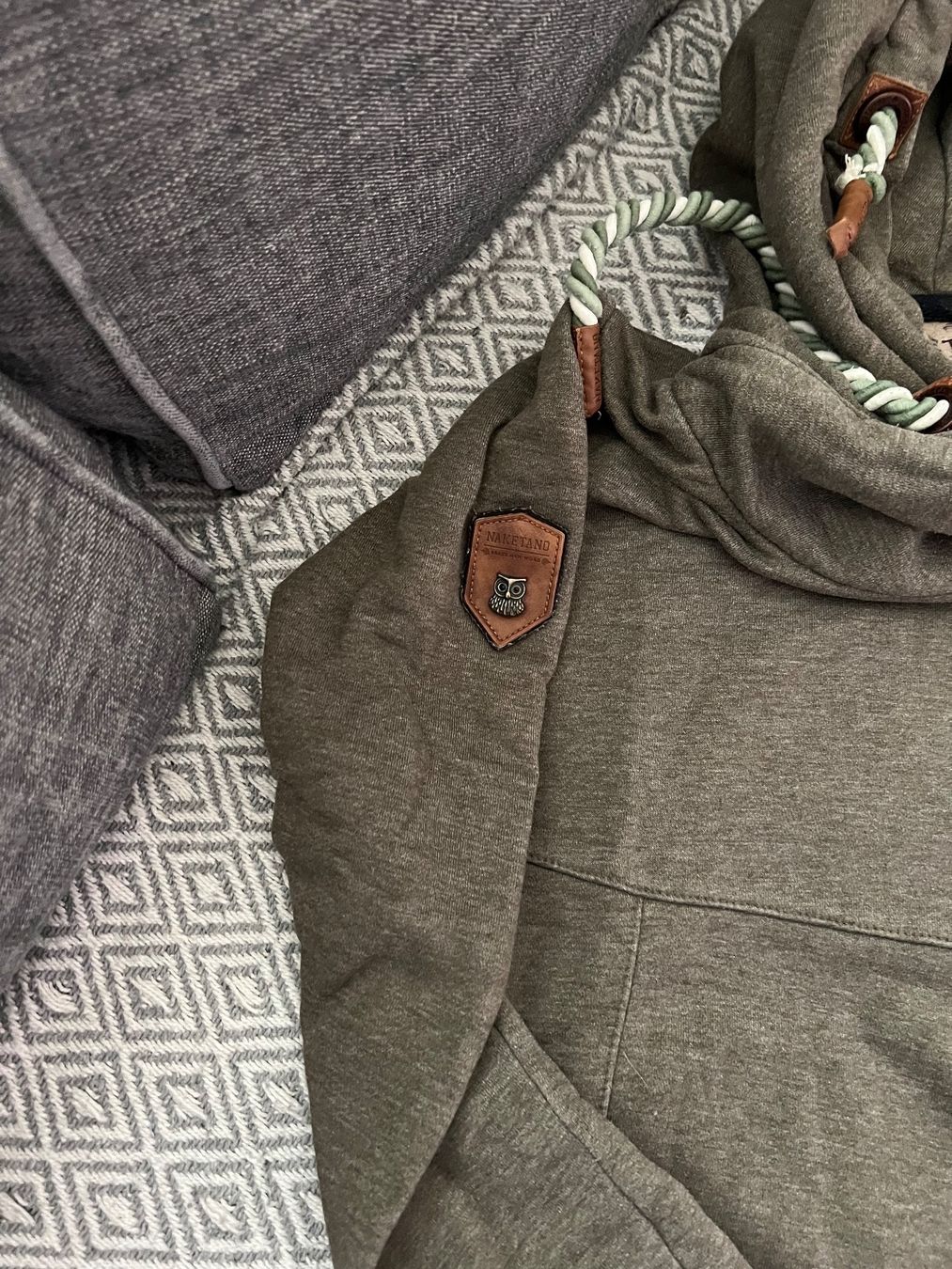 Naketano Maglioni & Felpe: NAKETANO KLEID ODER LONGPULLOVER GRÜN GR S – Usato da Basel venduto da theo-g77 2