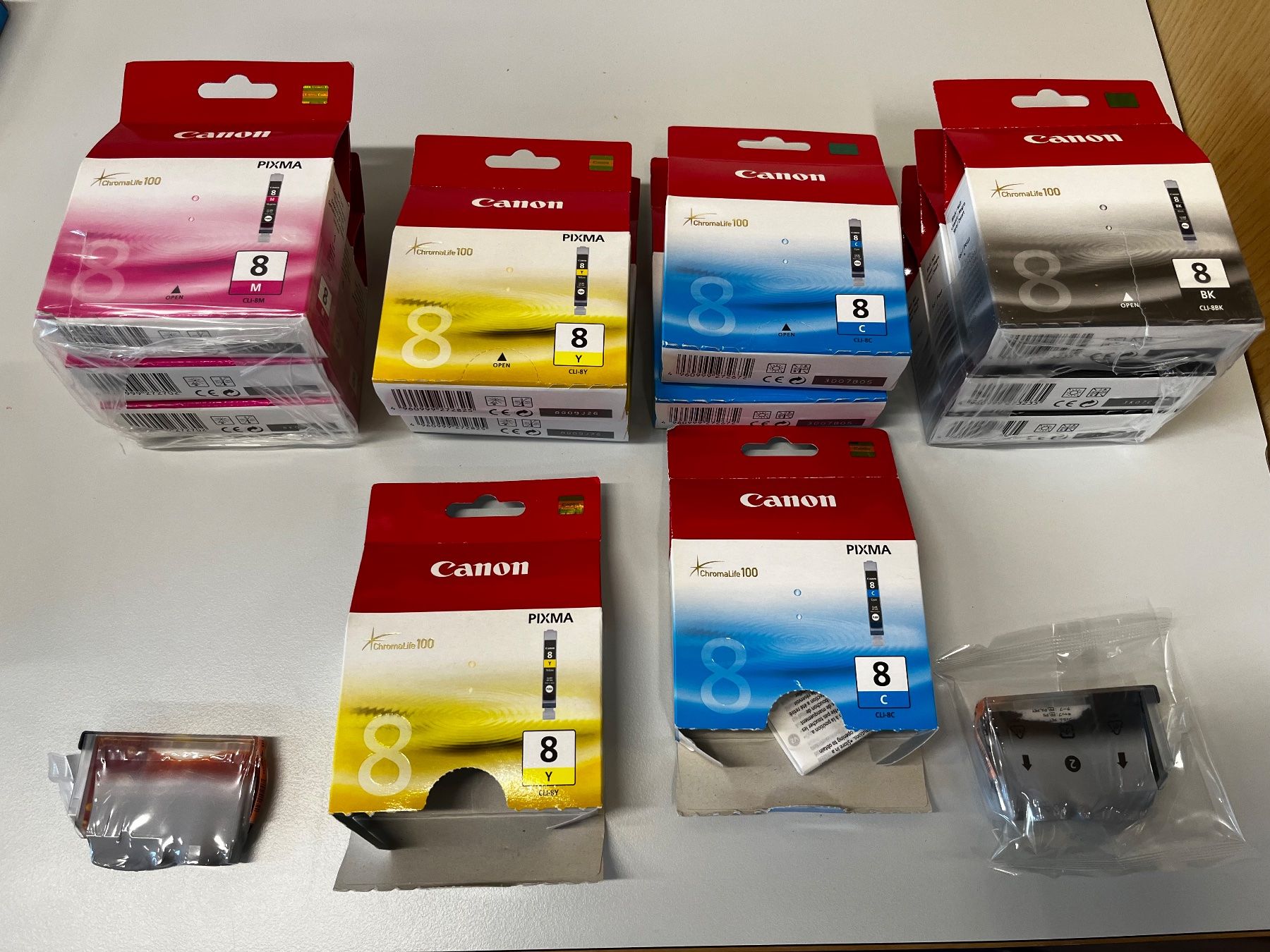 Canon Cartucce per stampanti & toner: Canon CLI-8 BK/M/C/Y Multipacks (12 Einzelpatronen) – Nuovo e nell'imballaggio originale da Wilderswil venduto da ROPO3812 2