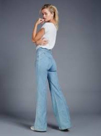 Mango Jeans: 🤩MANGO FLARED JEANS BLUE DENIM & CHANEL P. – Usato da Olten venduto da Naja-Twins-Twins