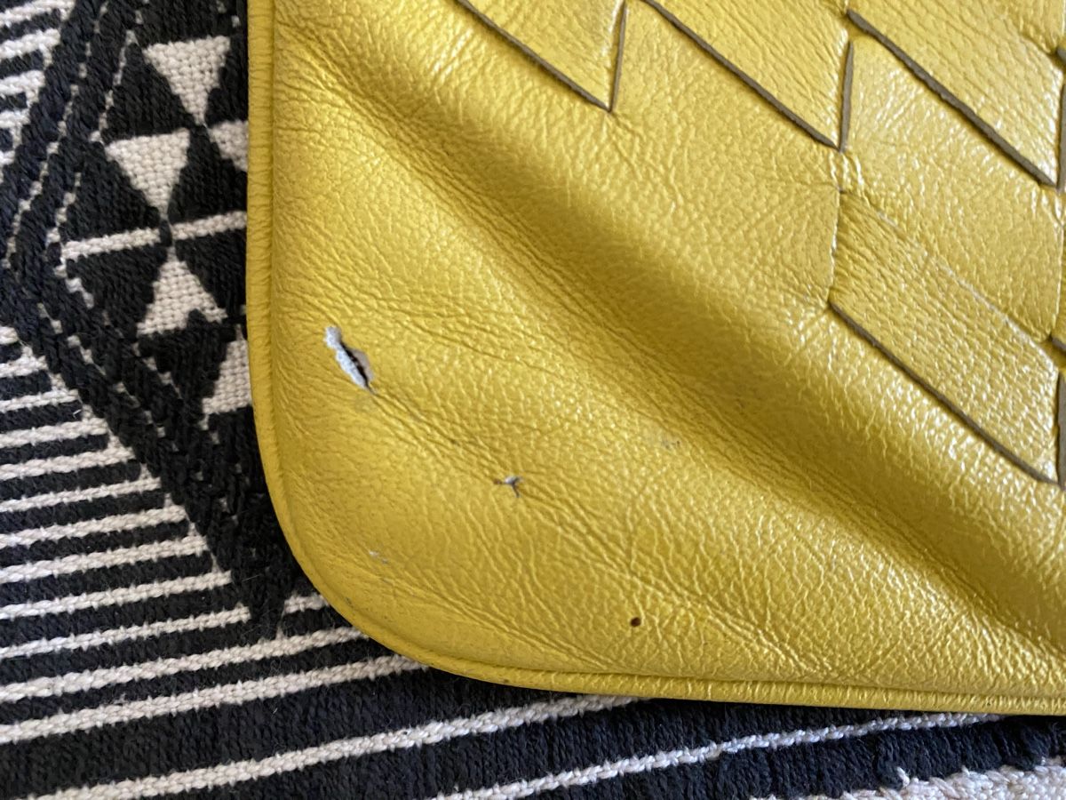 DKNY Sacs femmes: Vintage Leder Clutch DKNY – D'occasion à Zürich par linlin02 2