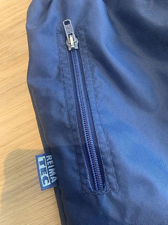 Pantalons: Regenhose Grösse 116 – D'occasion à Otelfingen par che_26d5 2