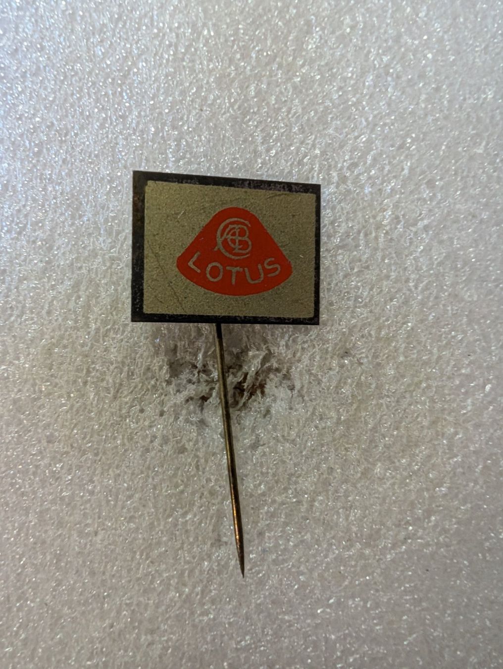 Plaketten & Abzeichen: Anstecknadel 39: Lotus – Gebraucht aus Oppligen von Pin-Fall-Shop