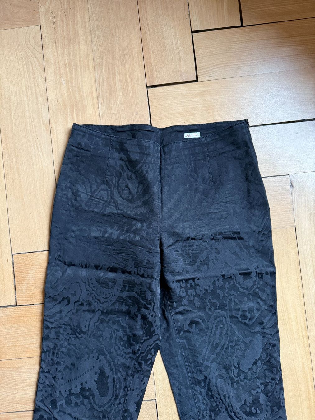 Pantaloni: VANILIA - Hose schwarz gemustert 40 – Usato da Zürich venduto da Diazaio 1