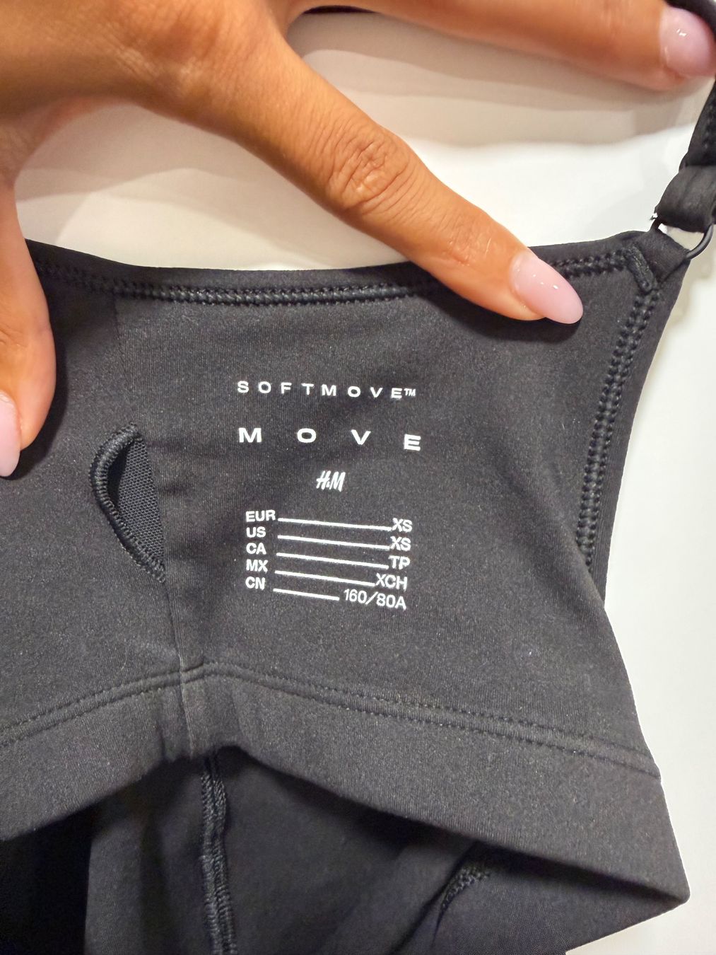 H&M Top: *NEU* H&M MOVE Grösse XS – Nuovo (secondo la descrizione) da St. Gallen venduto da kka_l9wg 1