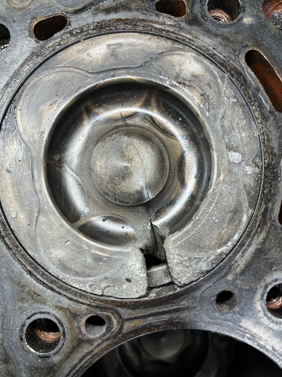 Deutz Motoren: Deutz Motor TCD2012 L06 4V DEFEKT – Defekt aus Utzenstorf von hof_7wch 5