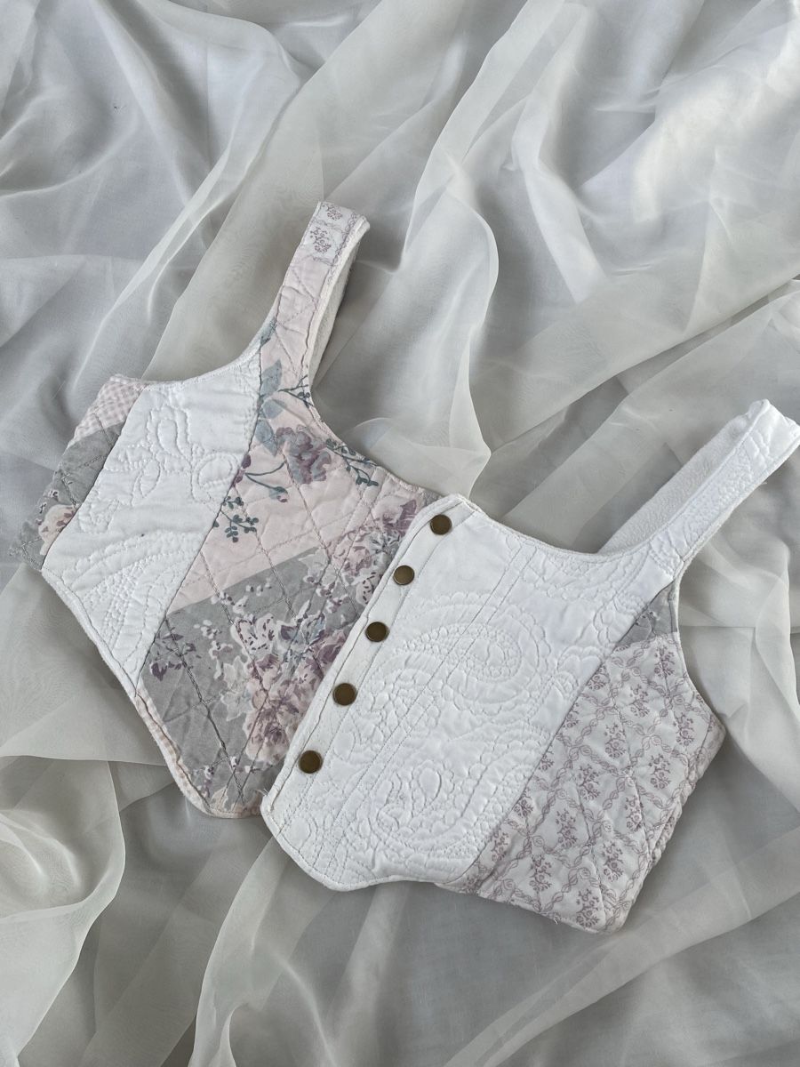 Top: Blumen Patchwork Korsett Top Grösse S/M Vintage Y2K Boho – Nuovo e nell'imballaggio originale da lommis venduto da inf_thv8