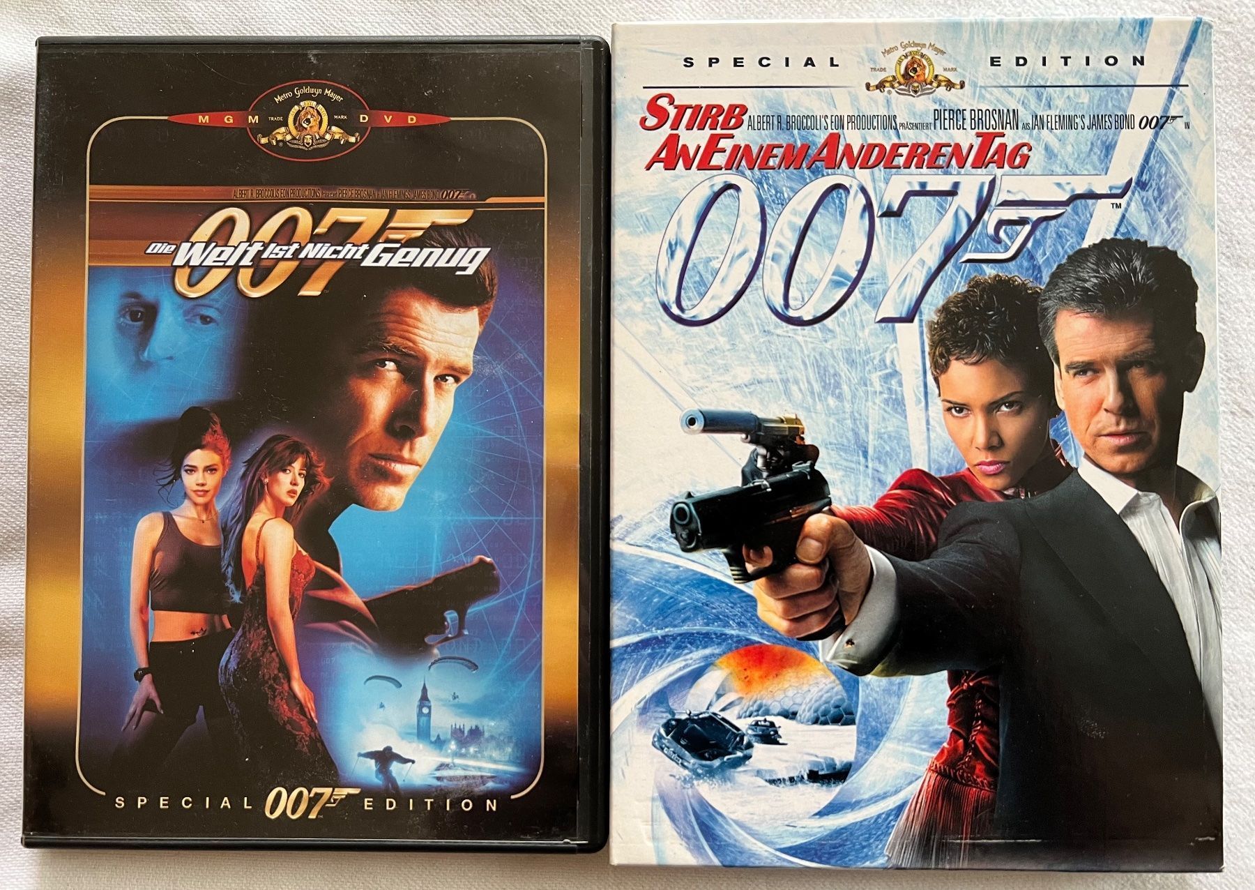 Tutti i DVDs: 2x James Bond Dvd‘s – Usato da Rebstein venduto da gimmma