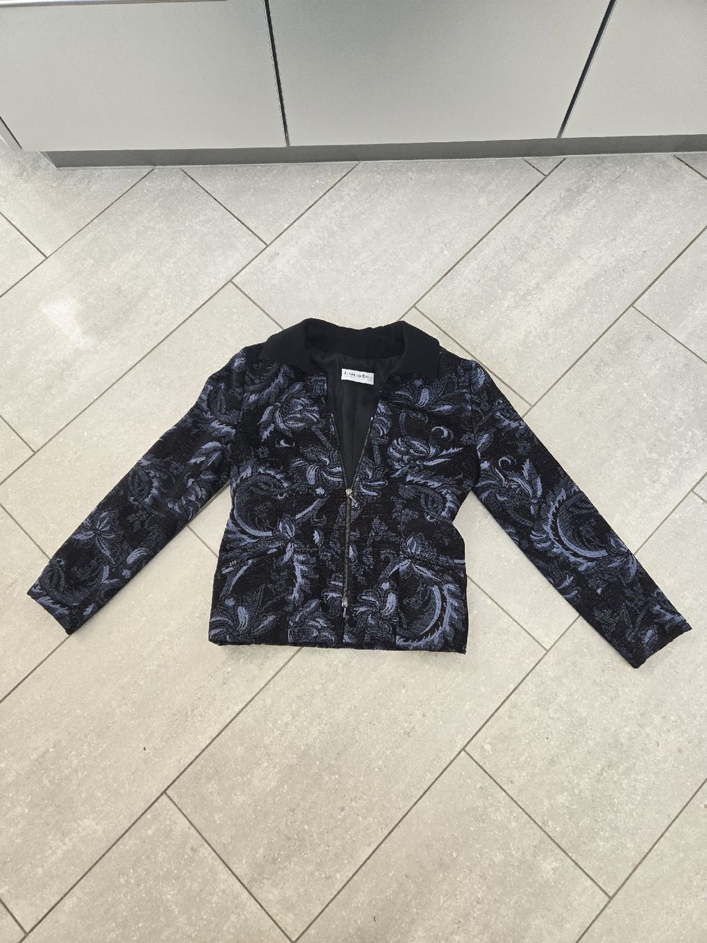 Giacche: Jacke von Lisbeth Egli – Nuovo (secondo la descrizione) da Hausen AG venduto da Monchhichi01