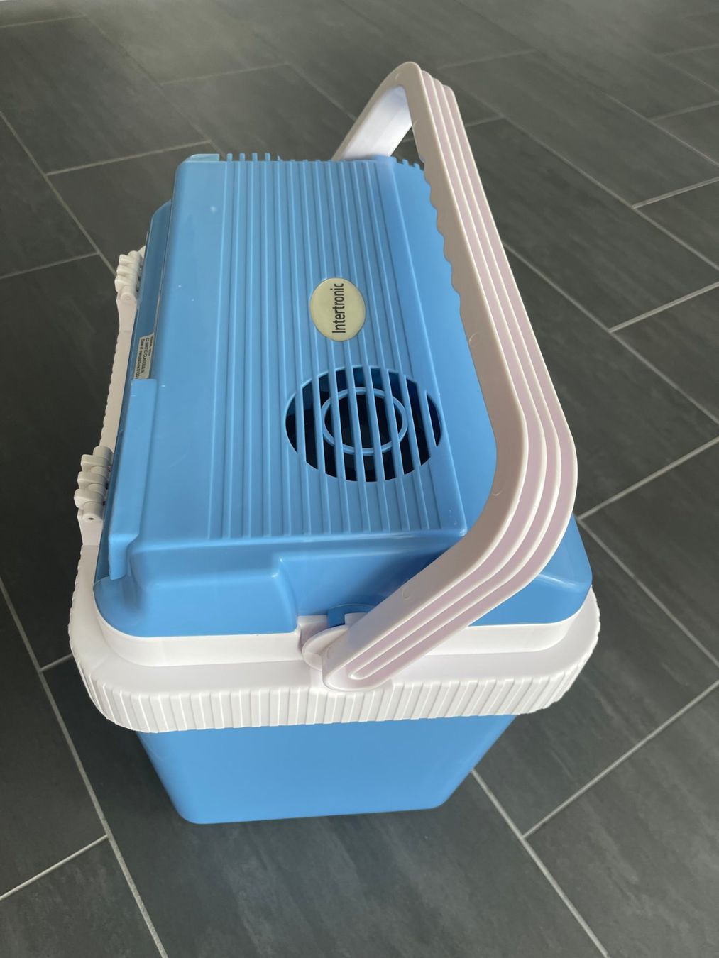 Frigoriferi & Refrigeratori: Kühlbox Intertronic - elektrisch – Usato da Bazenheid venduto da nervik 5