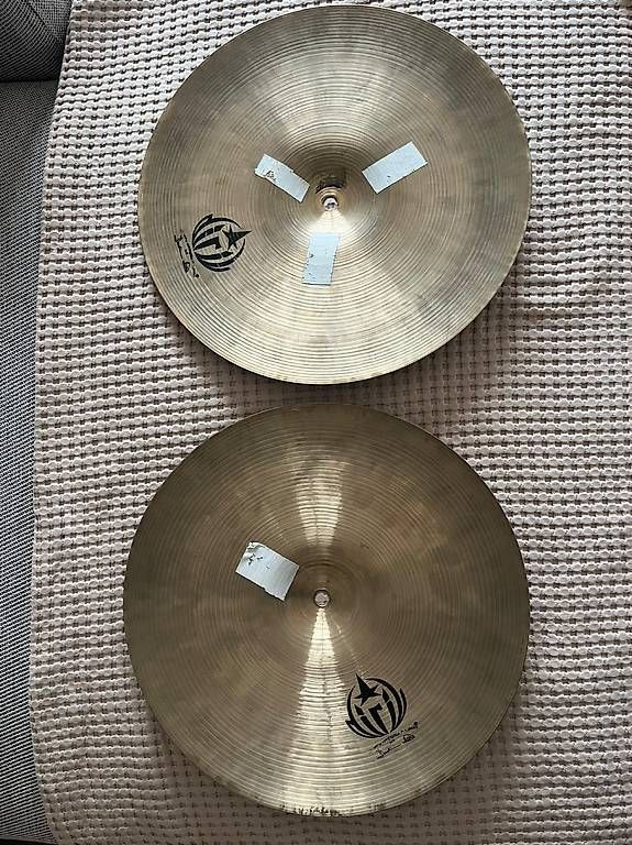 Strumenti musicali: Diril 14" Jazz Hihat – Usato da Liebefeld venduto da cheyennewmontes 1