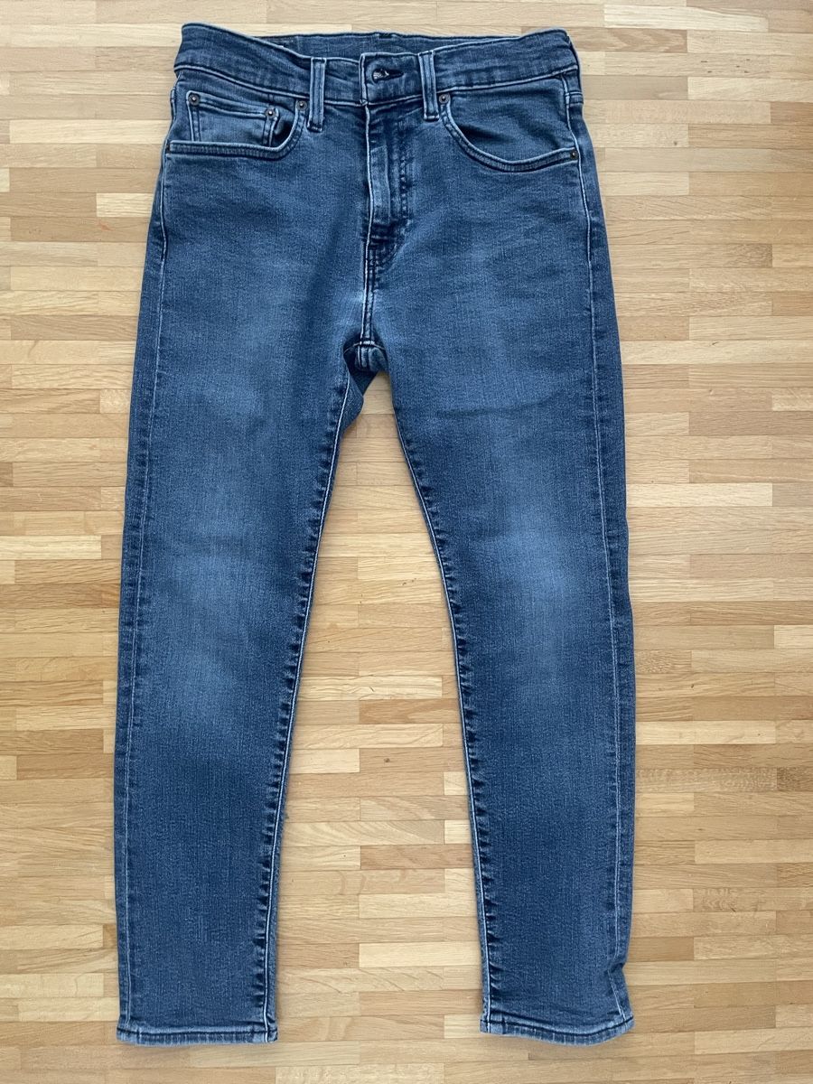 Levi's Jeans: Levi's Jeans – Usato da Tägerwilen venduto da Shaimaa