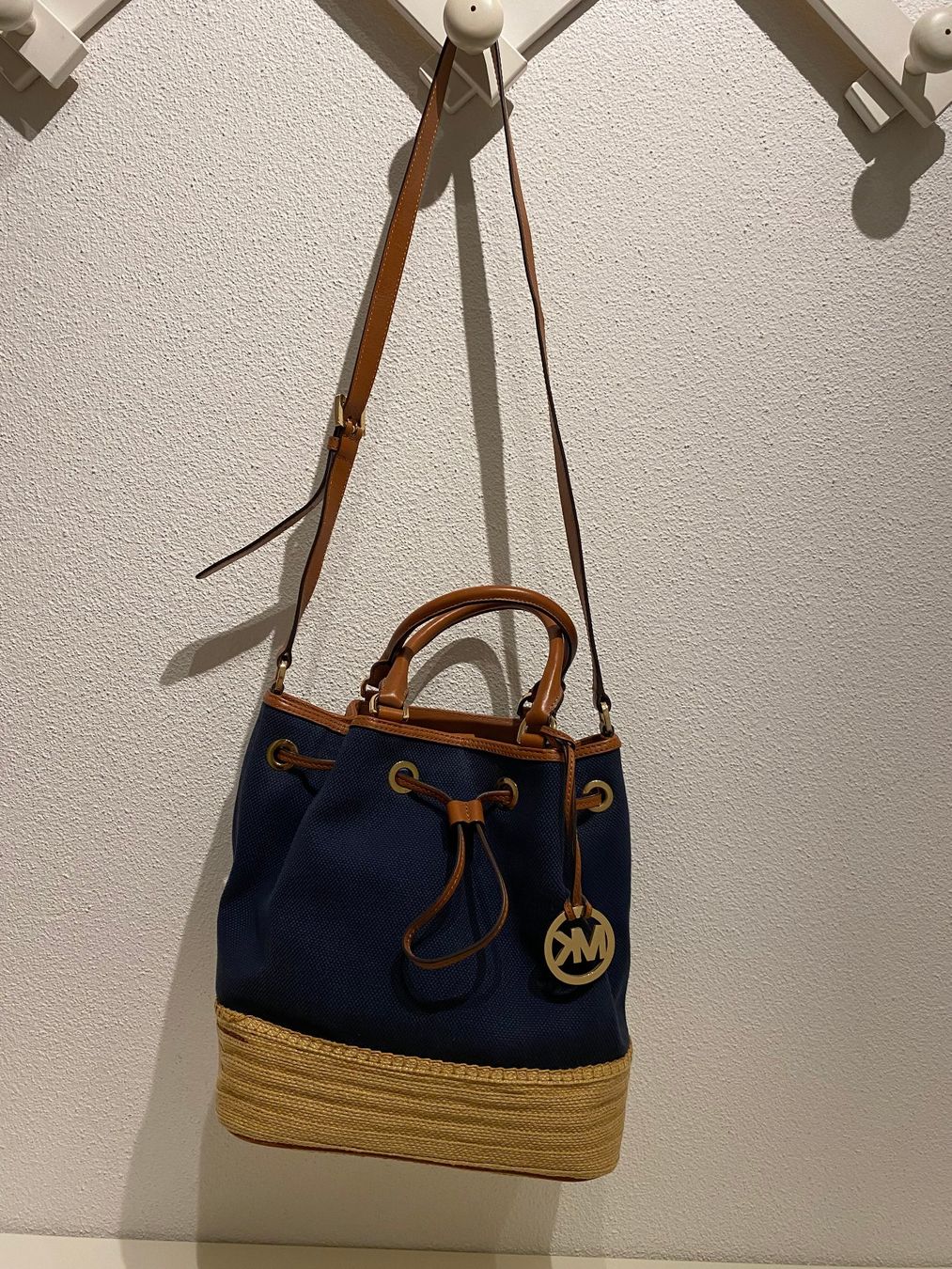 Michael Kors Sacs femmes: MICHAEL KORS Tasche – D'occasion à Zug par ENEREP