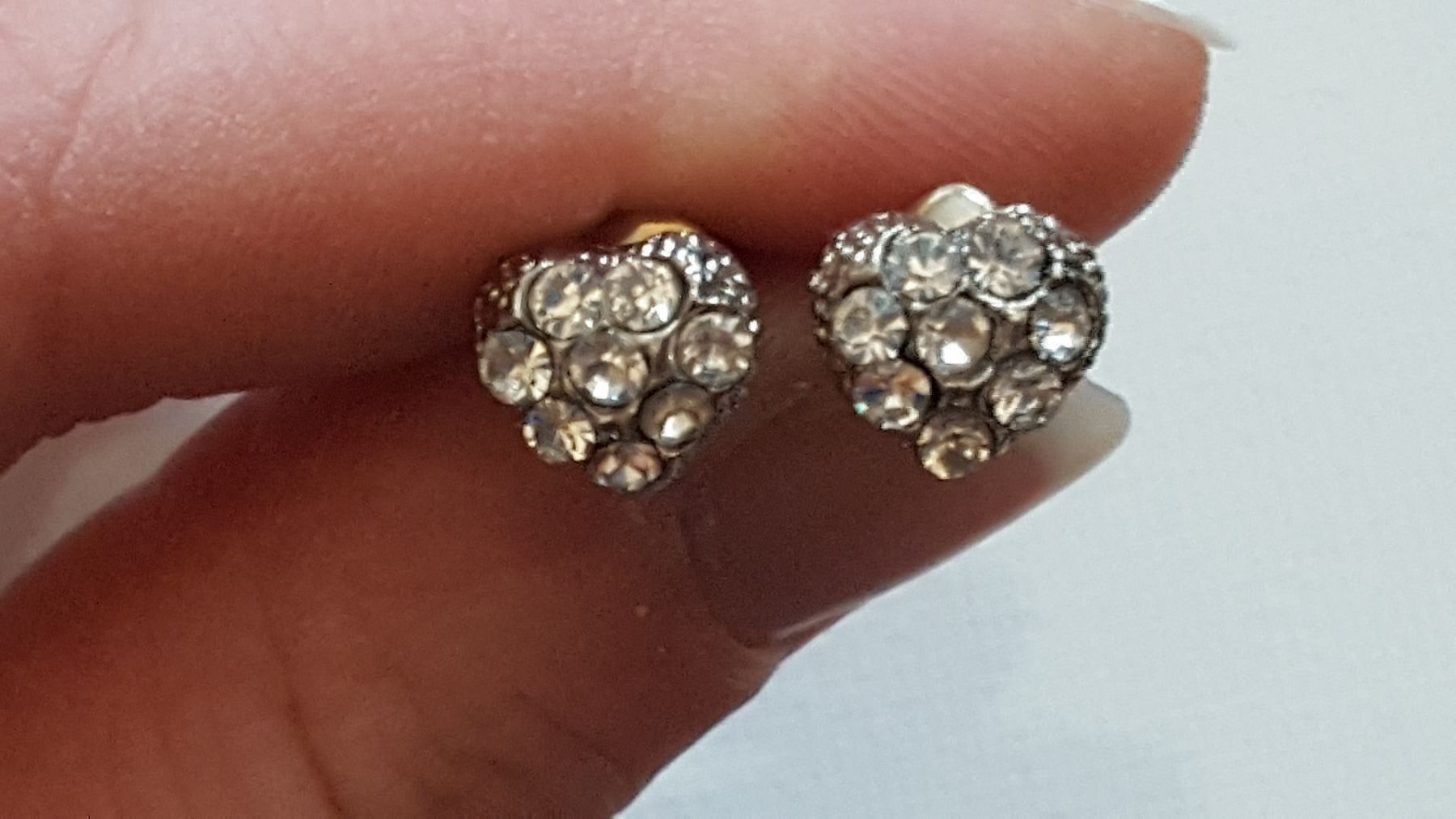 Ohrringe & -stecker: Herz Ohrstecker – Neu (gemäss Beschreibung) aus Schönengrund von ThuleA