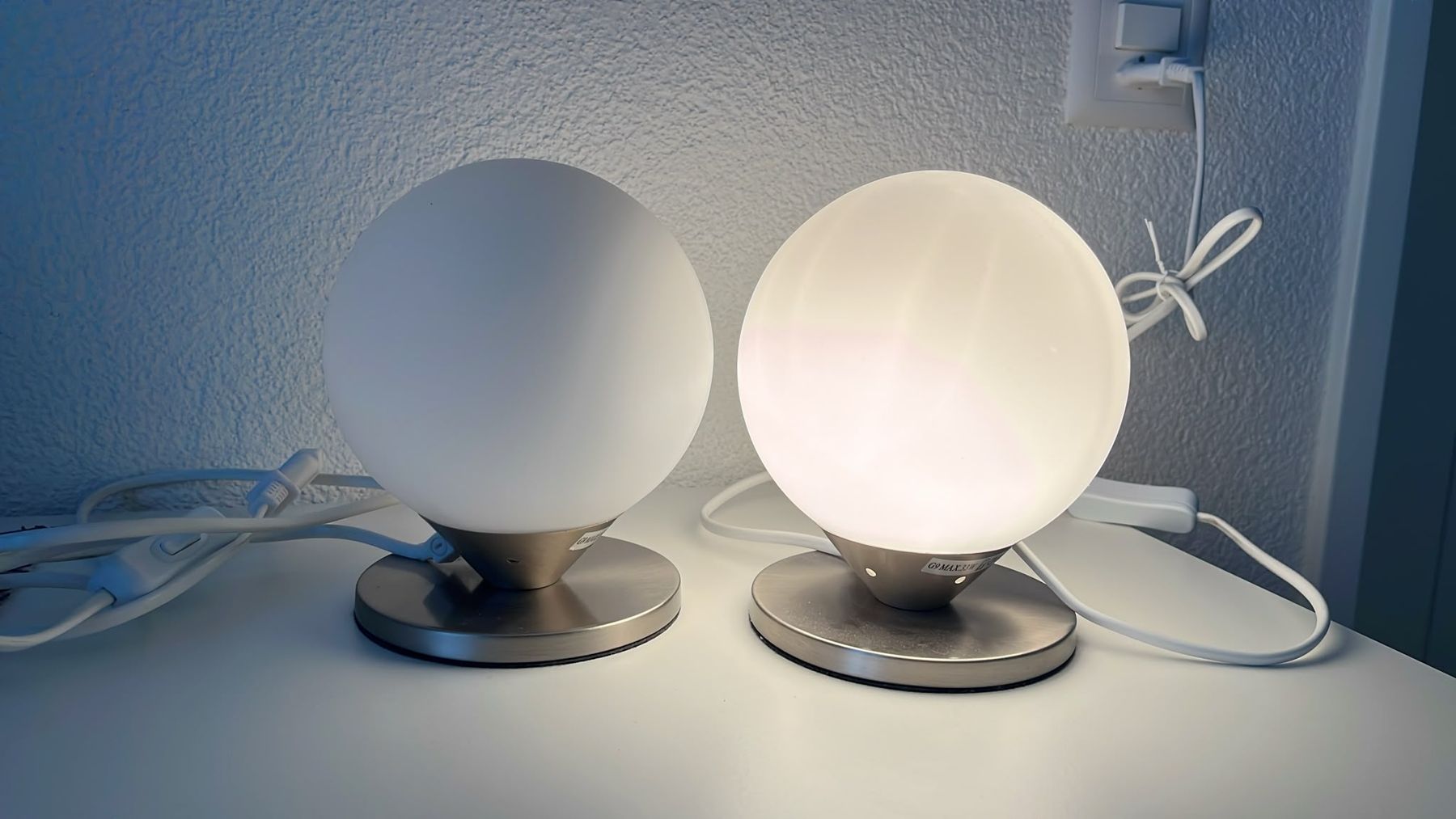 Lampade: 2 Nachttischlampen – Usato da Rickenbach SO venduto da S.u.n.s.h.i.n.e.83 1