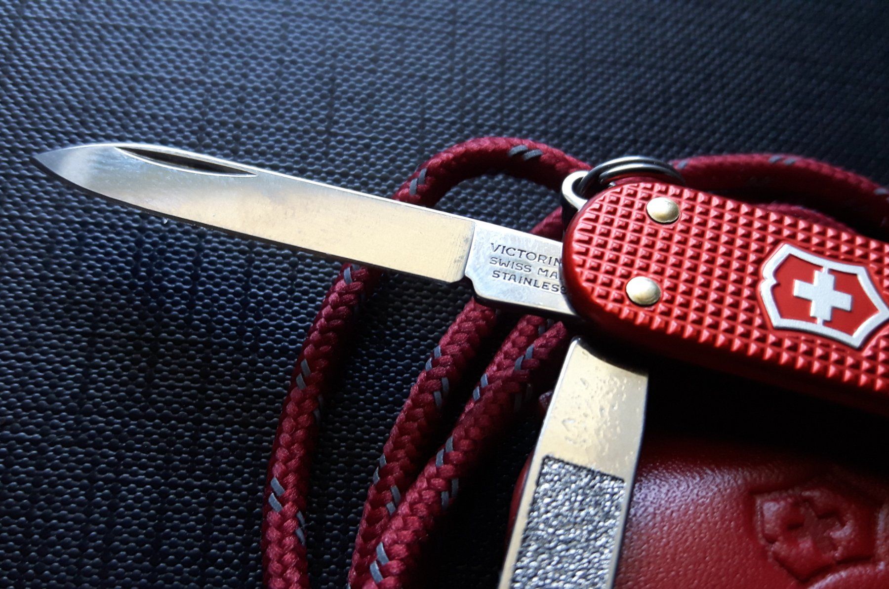 Victorinox Taschenmesser: kleines Victorinox Alox mit Etui – Gebraucht aus Zürich von brinkosos 1