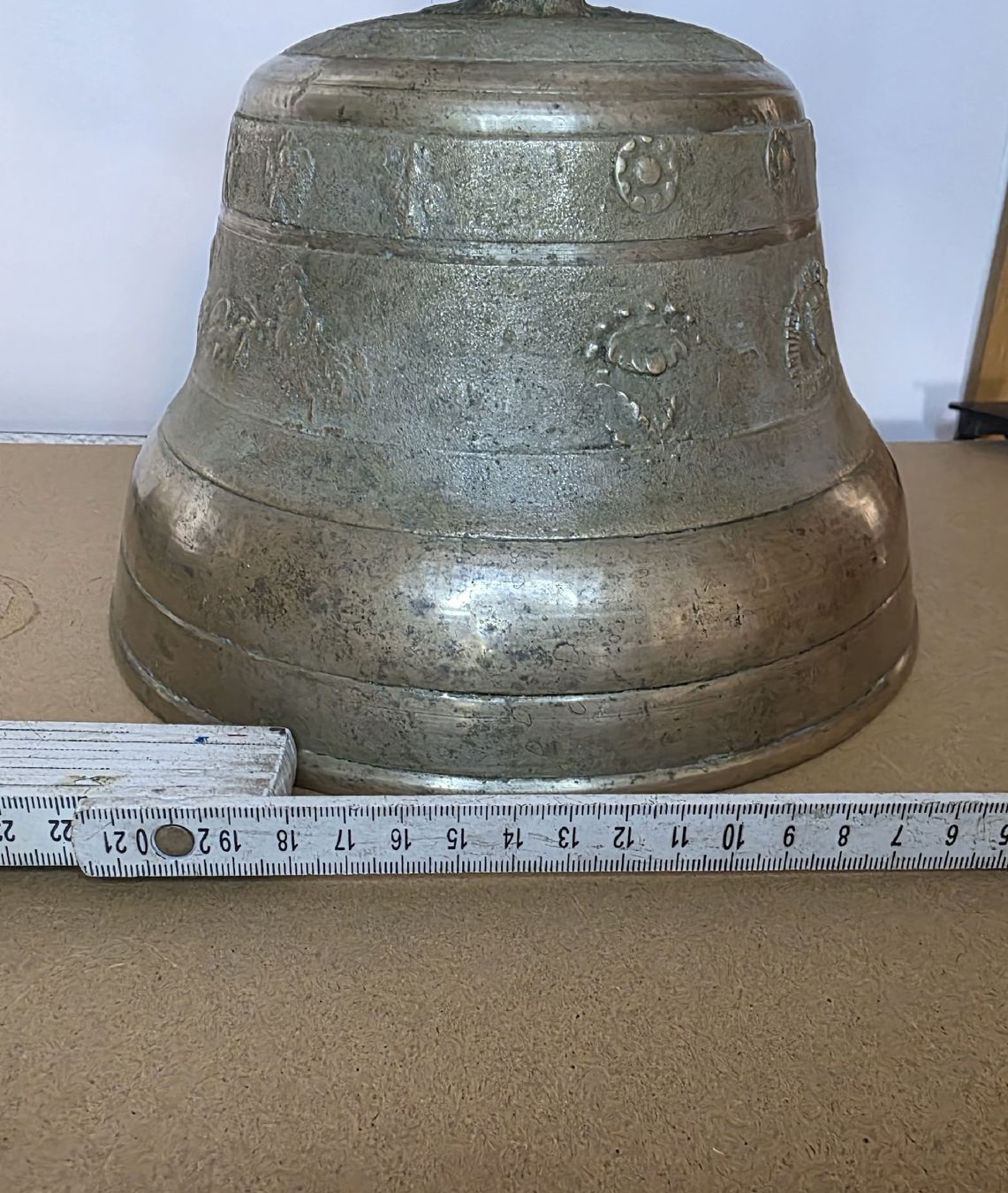 Campanacci mucche: Glocke mit Zierde – Usato da Riniken venduto da Strikeone 3