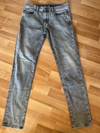 Diesel D-Strukt Slim Jeans Grau Gr. W31/L32