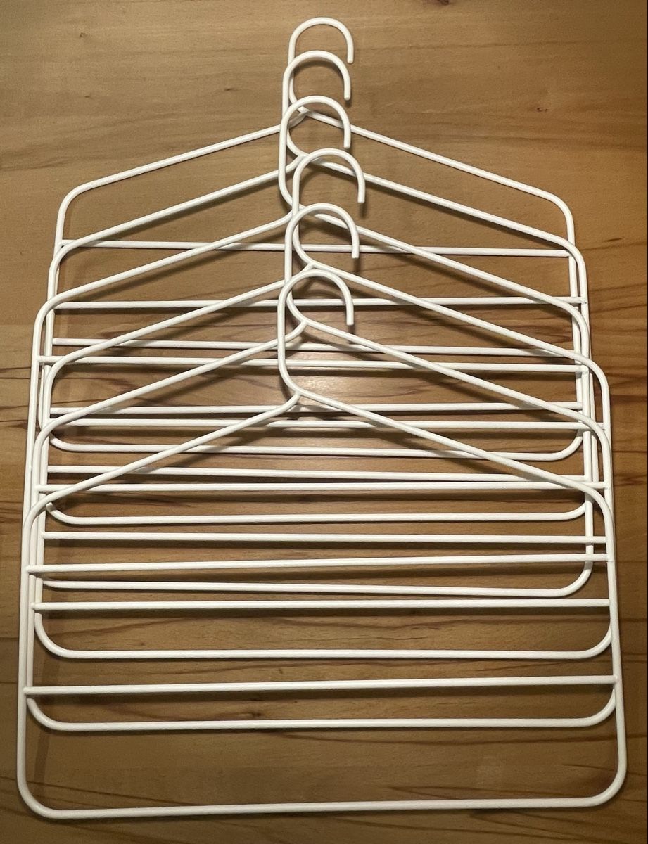 Ikea Appendiabiti: Hosen oder Röcke auf einem Bügel – Nuovo (secondo la descrizione) da Weisslingen venduto da HeinzH01