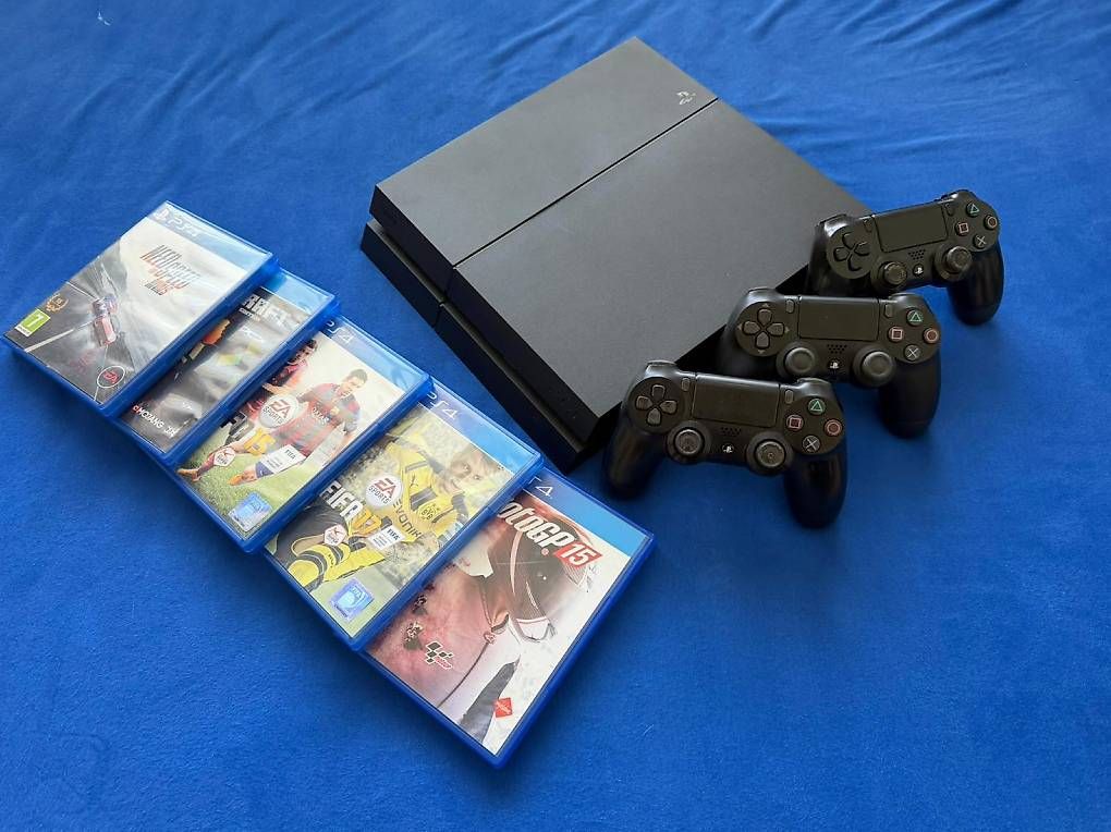 Console: Play Station 4 mit Samsung Bildschirm – Usato da Altdorf UR venduto da Berti92