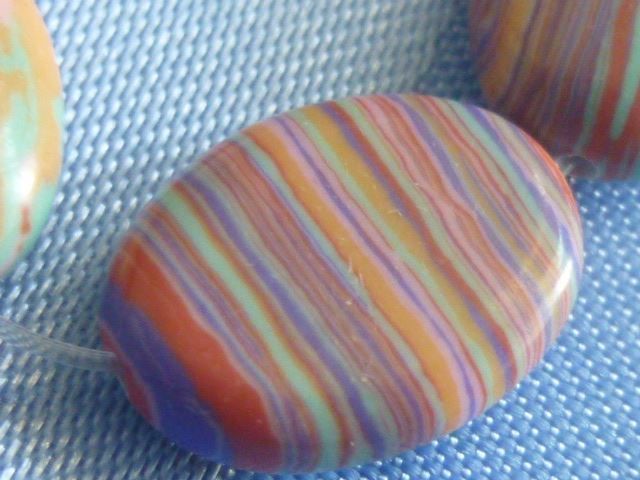 Perle (finte): 7 bunte Perlen in Regenbogenfarben – Nuovo e nell'imballaggio originale da Hinwil venduto da Glasperlen 3