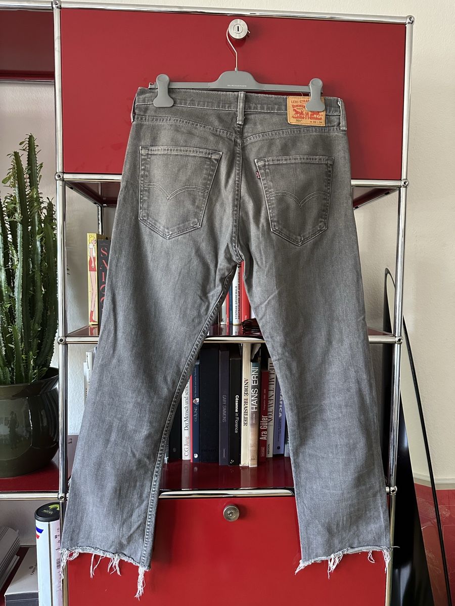 Levi's Jeans: Levi’s 501 Grau 33 30 – Usato da Basel venduto da luc_j2xz 3
