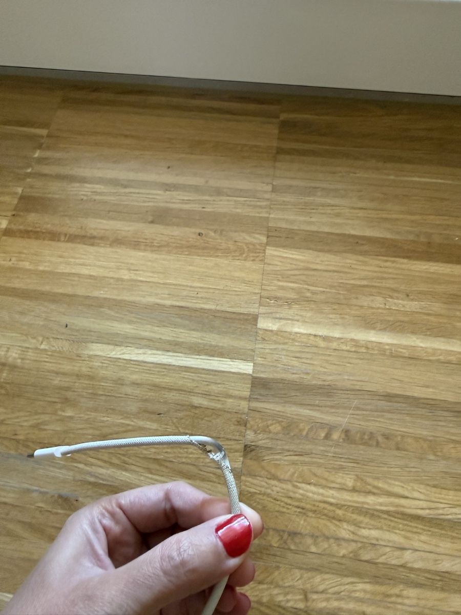 Apple Câbles: Apple iphone USB C charging cable 1m – Défectueux à Adliswil par avatar83 4