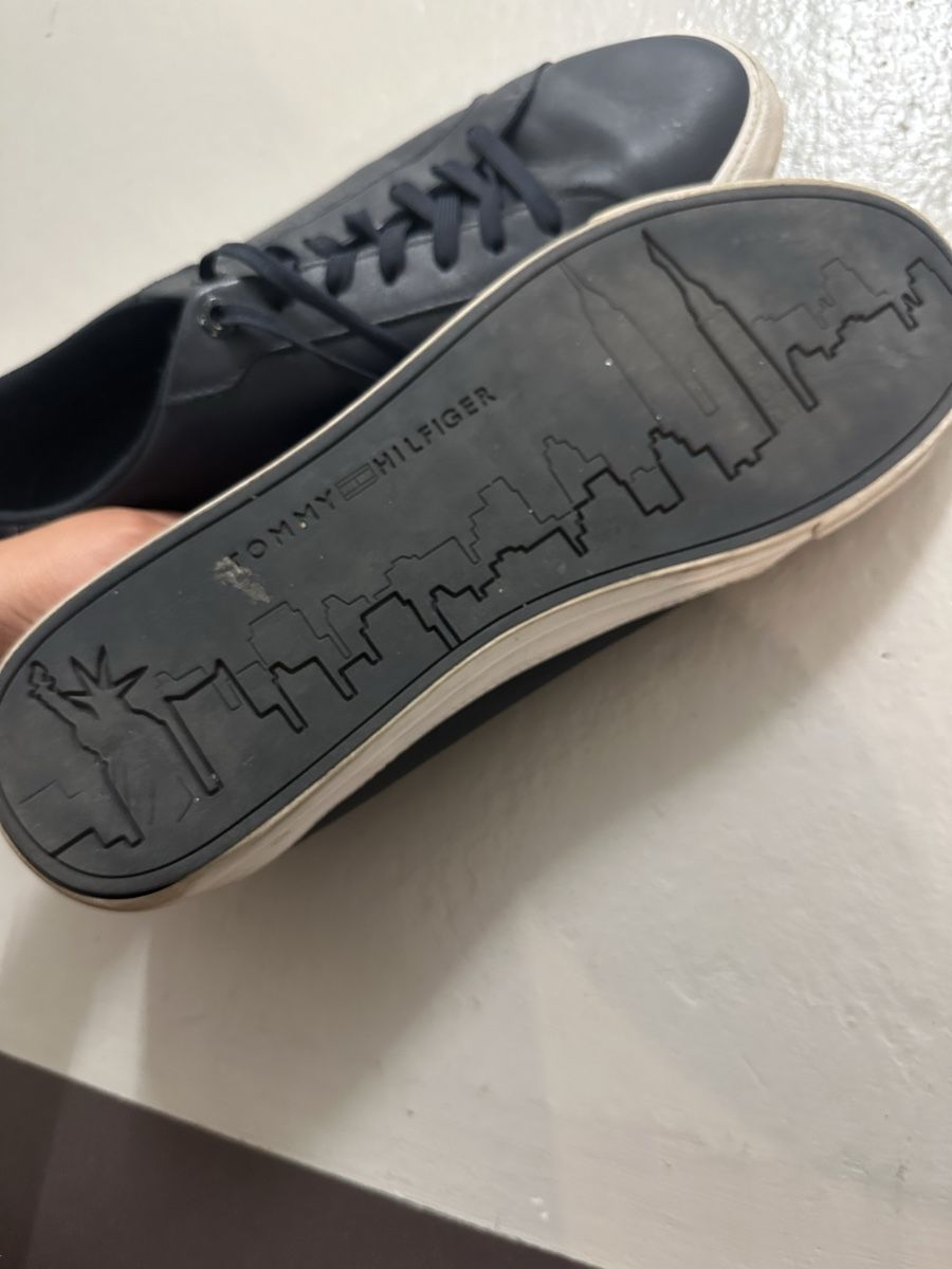 Tommy Hilfiger Scarpe da uomo: Tommy Hilfiger Sneaker dunkelblau Leder Grösse 45 – Usato da Reinach BL venduto da Alles_muss_weg00 3