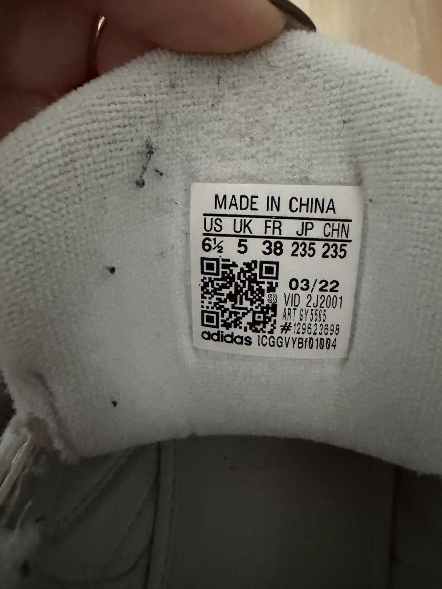 Scarpe da donna: Adidas Sneaker Grösse 38 – Usato da Rorschach venduto da Tara234 5