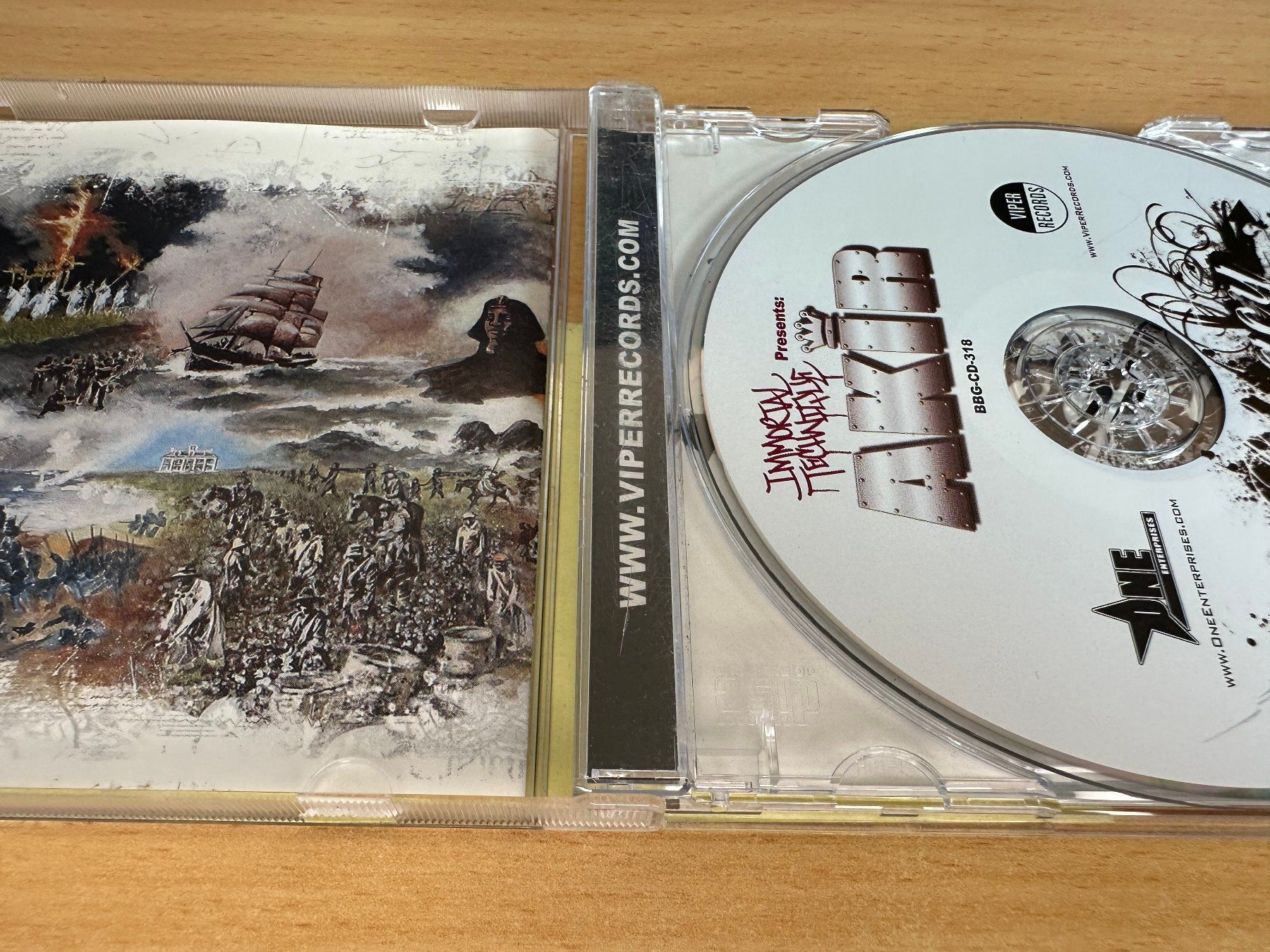 CD: Akir – Legacy – Usato da Rikon im Tösstal venduto da Alpenmutz 2