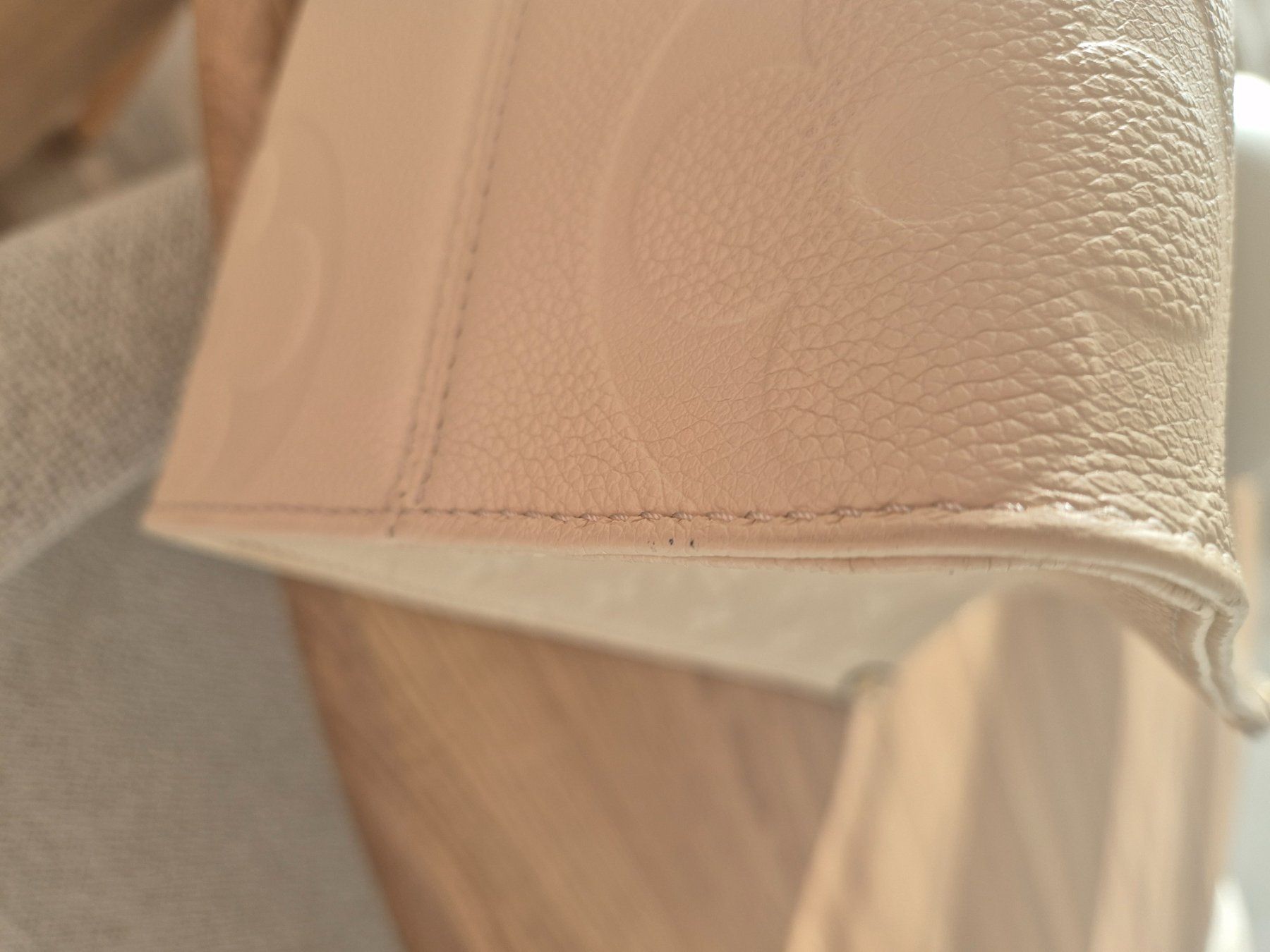 Louis Vuitton Borse da donna: Louis Vuitton Handtasche OnTheGo MM – Nuovo (secondo la descrizione) da Niederhelfenschwil venduto da usa001 8