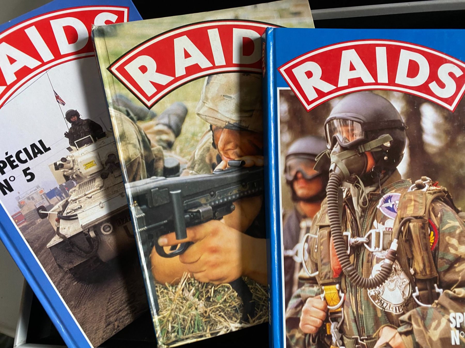 Riviste & Magazine: Magazines RAID - 32 numéros - 1988-2003 – Usato da Prez-vers-Noréaz venduto da Jchris 1
