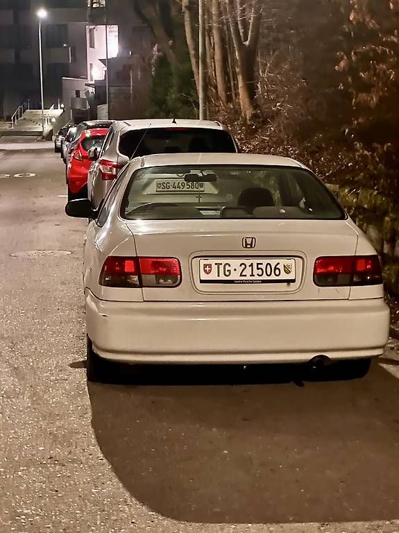 Automobili: Honda Civic 1.6 V-Tec ab MFK – Usato da Arbon venduto da Conza21 1