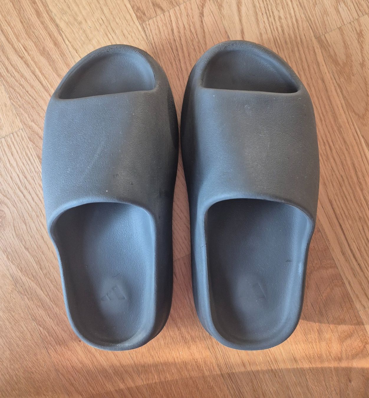 Adidas Scarpe da uomo: Claquettes Adidas – Usato da Petit-Lancy venduto da ka_lak 1