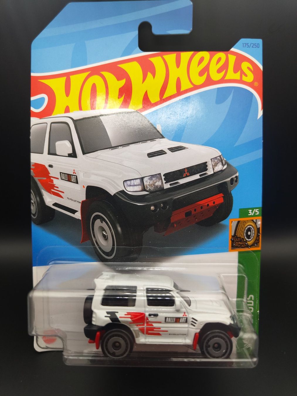 Hot Wheels Modellini d'auto: Hot Wheels Mitsubishi Pajero Evolution Mainline 2023 – Nuovo e nell'imballaggio originale da Tegerfelden venduto da nice_to_meet_mew