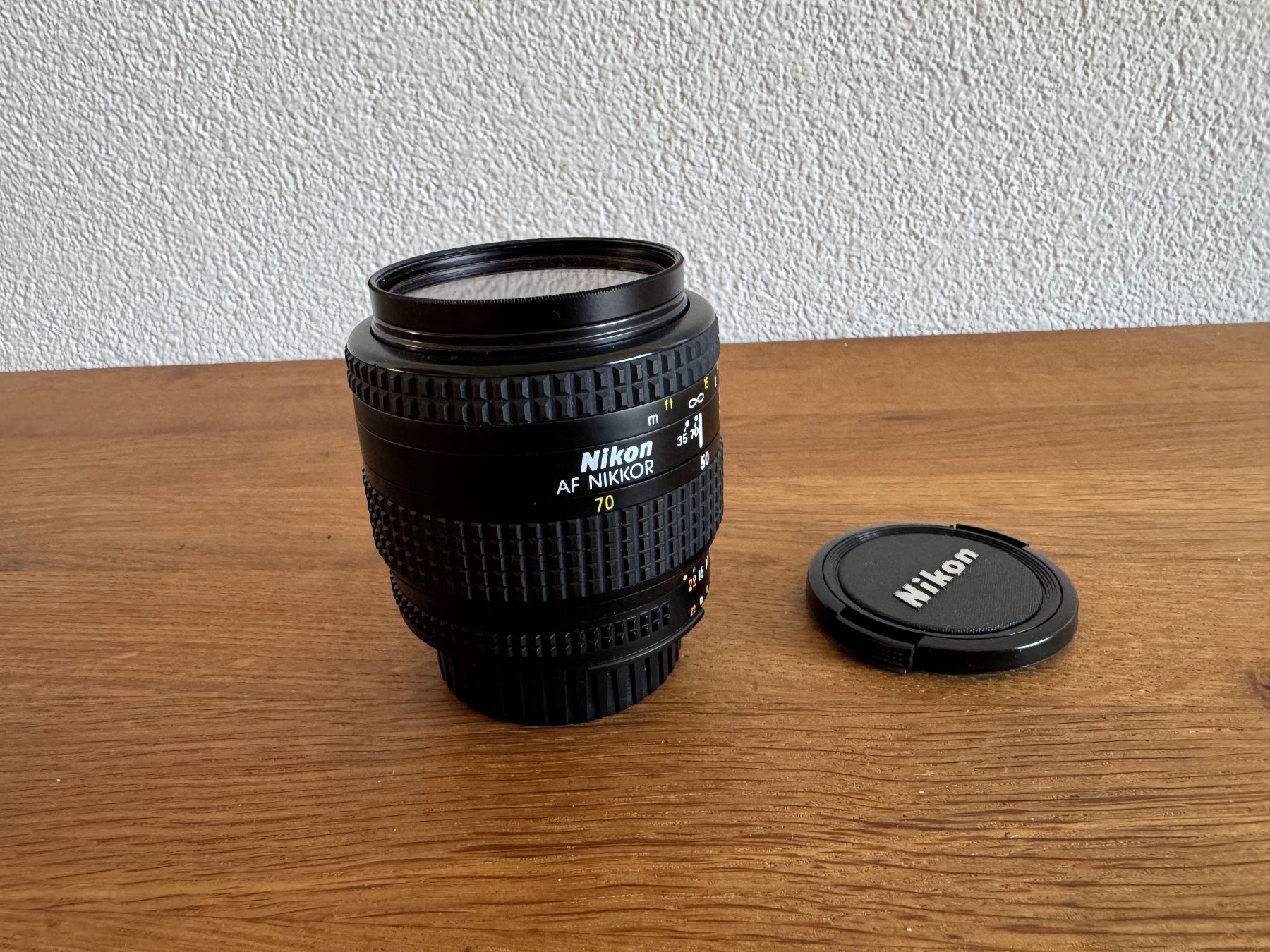 Nikkor Obiettivi: Objectif ZOOM Nikkor AF 35-70 mm 1: 3.3 - 4.5 – Usato da Frauenfeld venduto da lona05 2