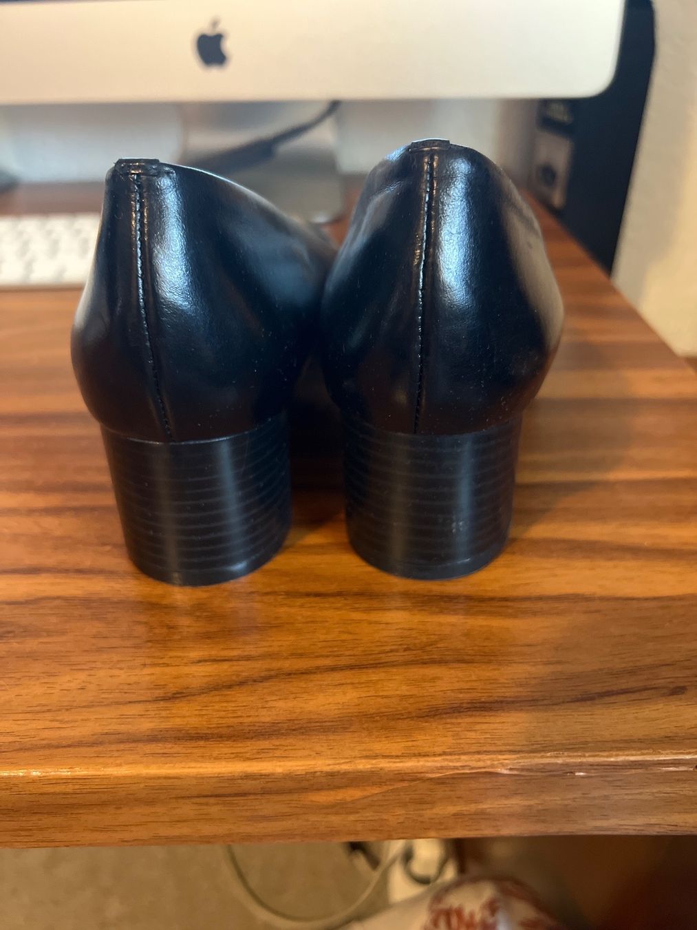 Scarpe da donna: Scarpa nera con tacco – Nuovo (secondo la descrizione) da Caslano venduto da Elena61 1