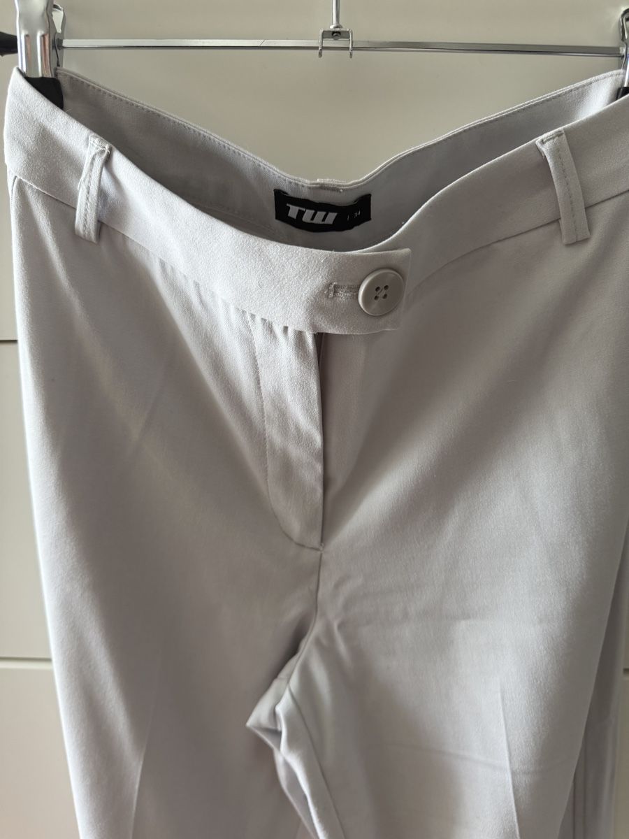 Pantalons: Stoffhose – D'occasion à Villmergen par mel_5ywd