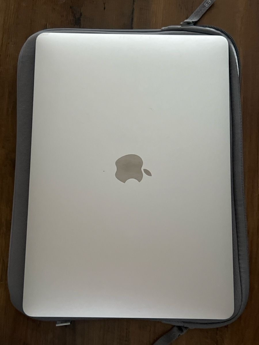 Apple Portables: MacBook Air 13 – D'occasion à Basel par bra_nz58 4