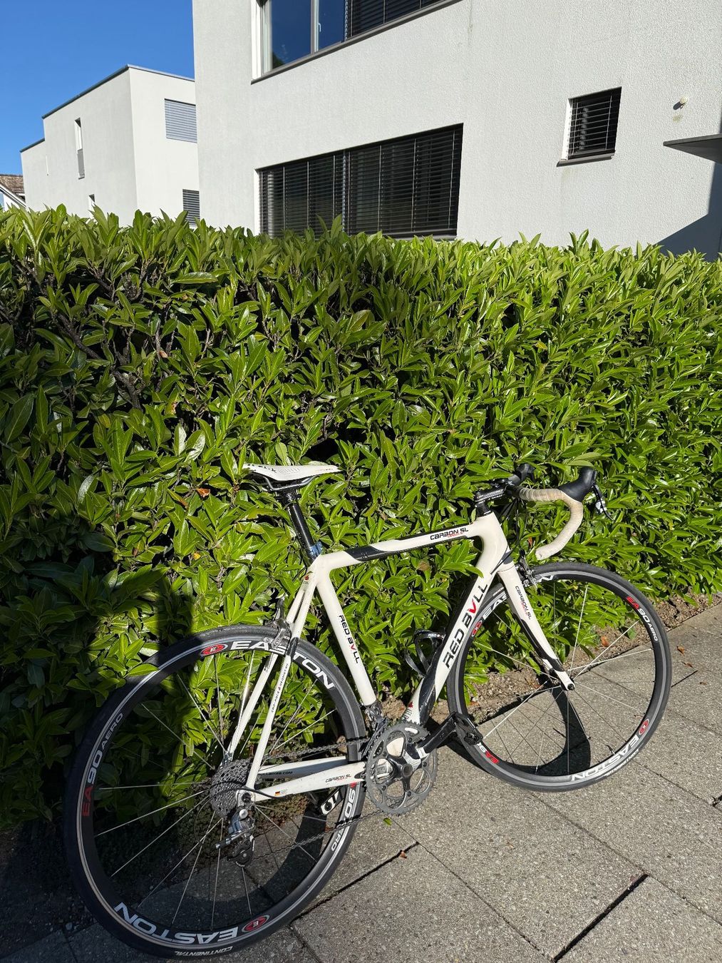 Velos: Carbon Rennvelo - 57cm - SRAM Force Komponenten – Gebraucht aus Meilen von int_66qv 3