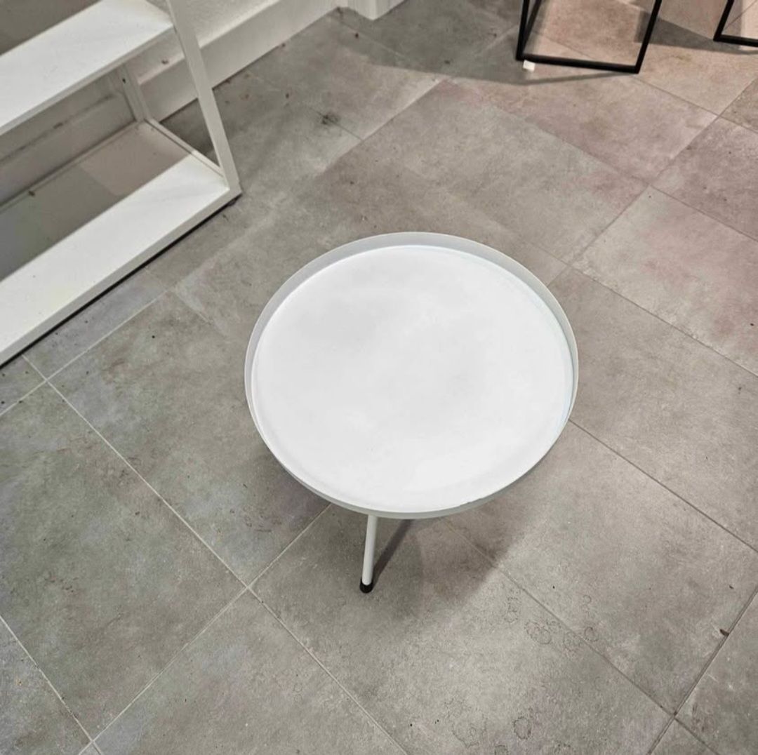 Tavoli: Table basse blanche moderne – Nuovo (secondo la descrizione) da St-gingolph venduto da mel_6vrj 1