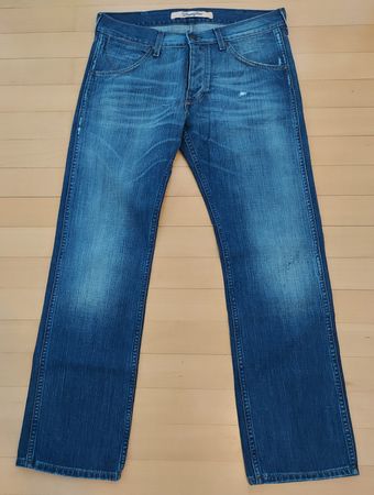 Neue Wrangler Herren Jeans Ace Gr. W33 L32