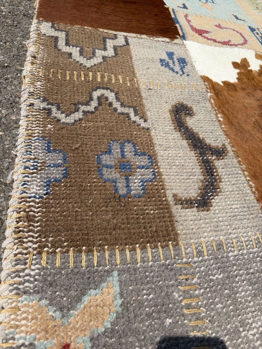 Tapis: Multicolor Patchwork mit Kuhfell  – D'occasion à Wängi par Tesimo 5