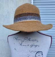 Superbe chapeau camel 70% LAINE multilignes 3 coloris TU