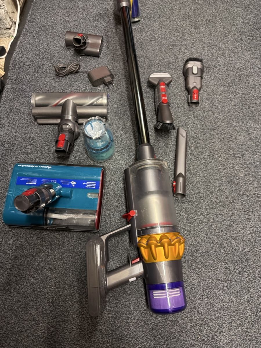Dyson Aspirateurs & Accessoires: Dyson v15 Detect Submarine – D'occasion à Landquart par Nnf007 4