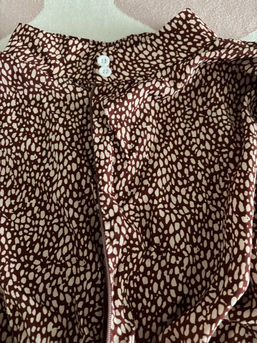 Robes: Neues, süsses Kleid mit Muster, Grösse S – Neuf (Voir description) à Salenstein par Silly...0 9