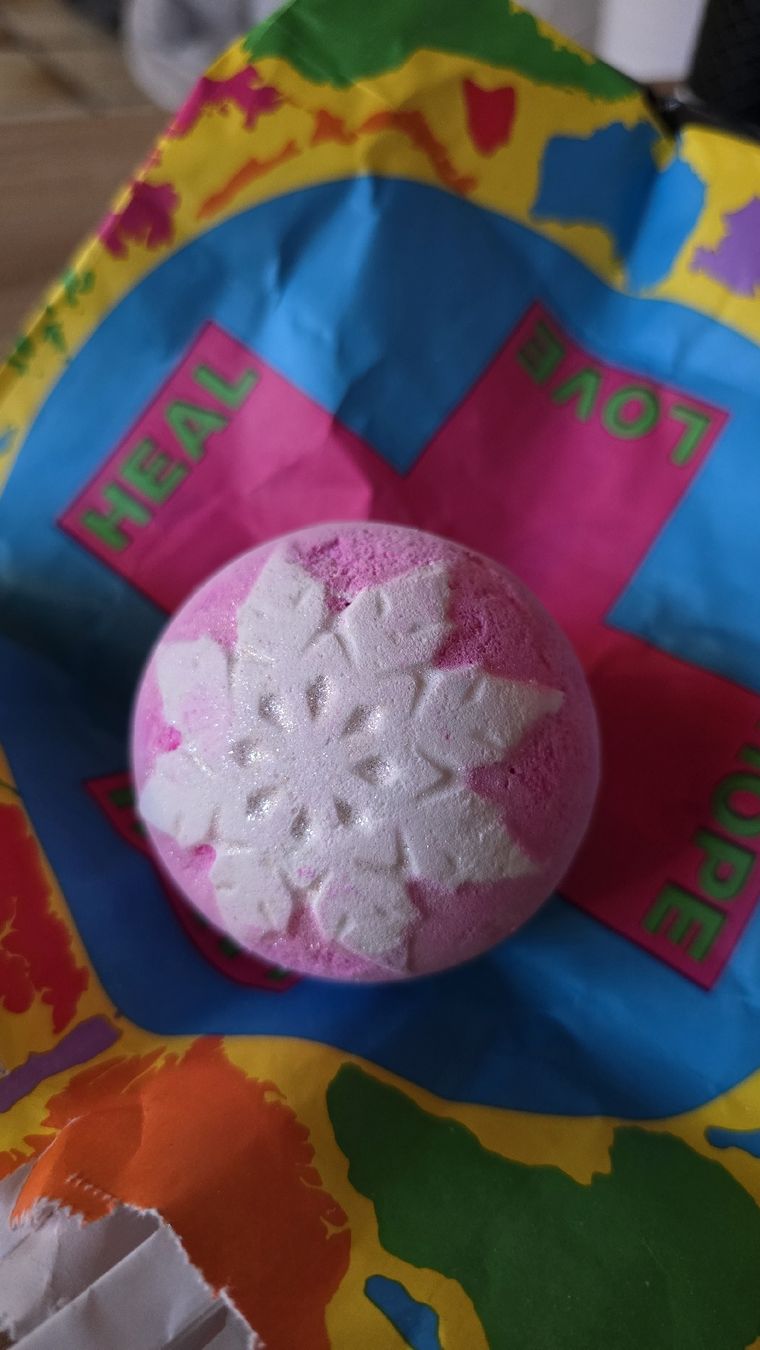 Lush Sonstige Körperpflege: Badebombe von Lush – Neu und originalverpackt aus Ettingen von schnaegli1987