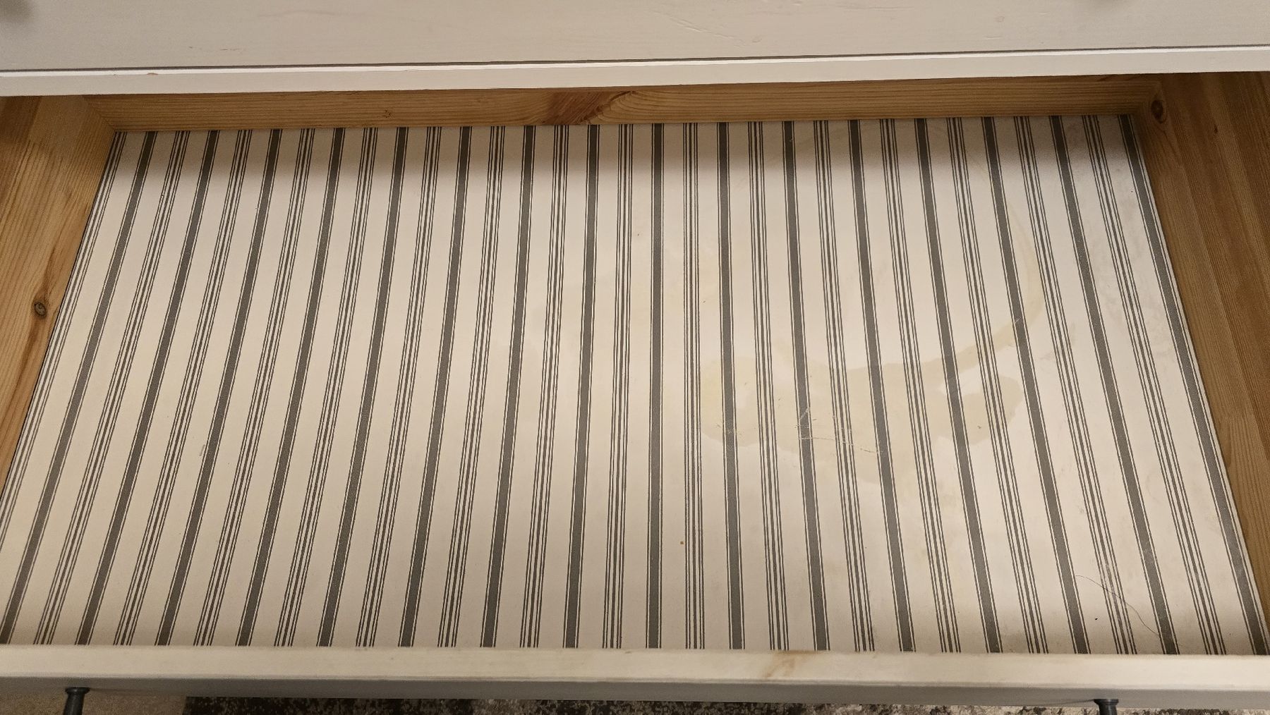 Ikea Commodes: IKEA Hemnes Kommode  – D'occasion à Winterthur par aredo 4